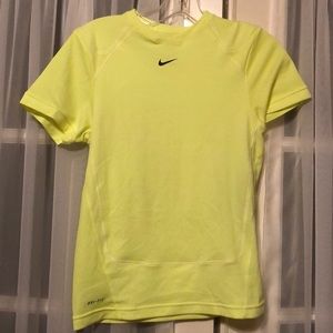 Nike Dri-Fit shirt NWT Boys Small